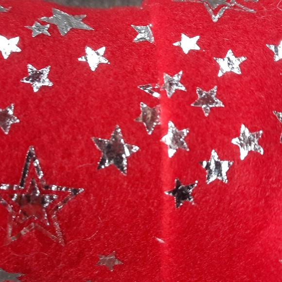 Gnome Long Red Hat Sitter Dangle Leg Red Silver Stars Weighted Base NWT - Picture 6 of 6